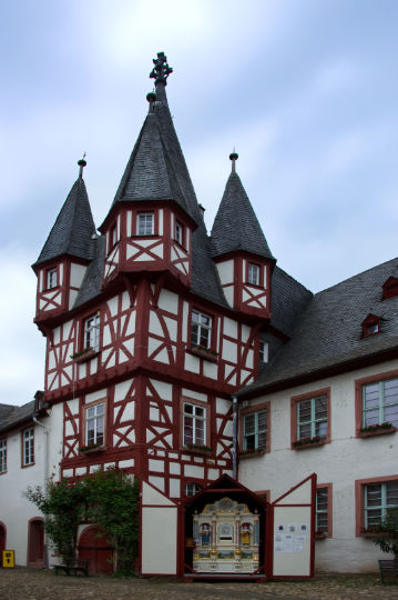 Rüdesheim-Turmhaus im Adelshof mit Siegfrieds Musikkabinett