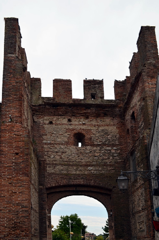 Lazise - Tor in der Stadtmauer