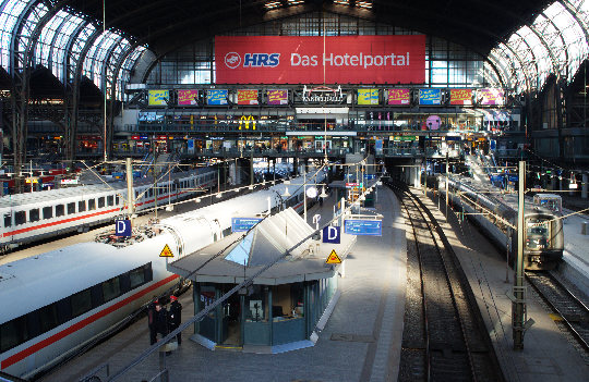 Hauptbahnhof innen