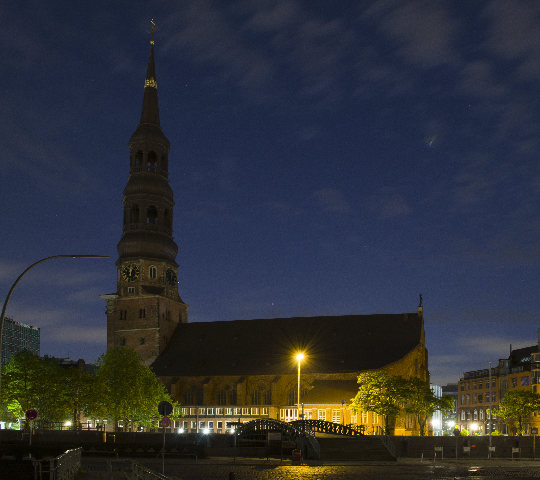 St.Katharinen bei Nacht