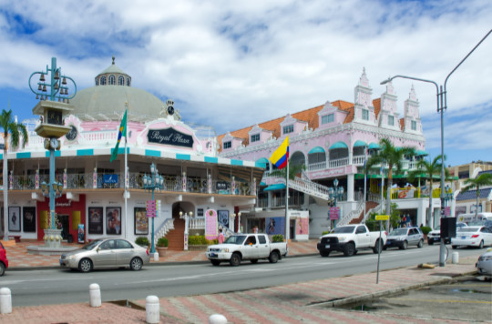 Einkaufen in Oranjestad