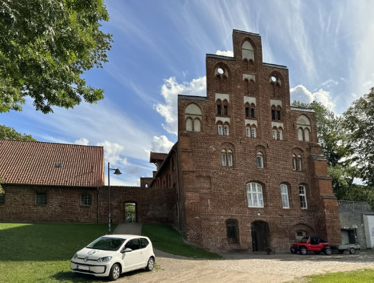 Neukloster-altes Kloster